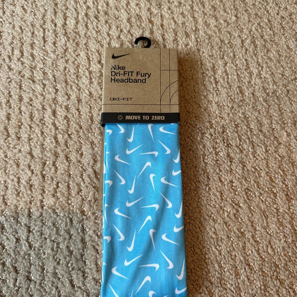 Nike headband